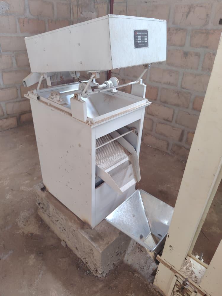 Precision sieving unit